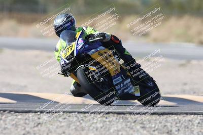 media/Oct-04-2025-CVMA (Sat) [[408bcdd6e4]]/Race 10-Amateur Supersport Middleweight/